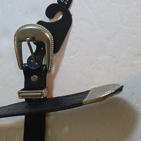 Womens Vintage Black velvet back leather belt Silver tip and buckle Sz.M/L main image 6
